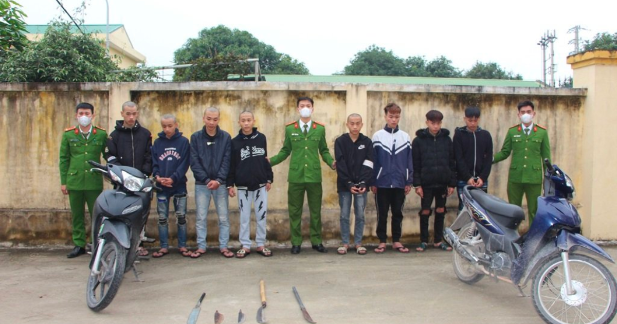 bat nhom thieu nien dung hung khi cuop tai san bat nhom thieu nien dung hung khi cuop tai san