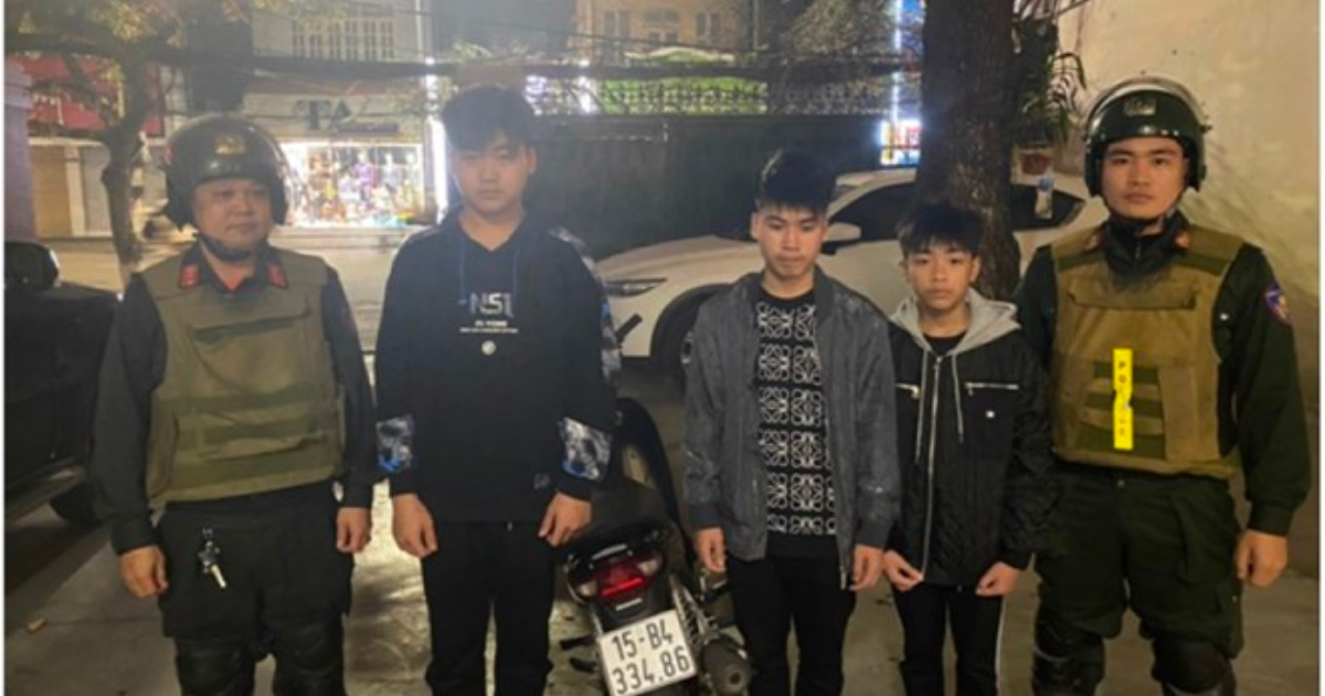 xu ly hang loat quai xe hai phong danh vong tren duong roi quay clip khoe chien tich
