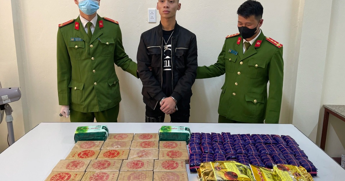 cong an mat phuc pha duong day ma tuy lien tinh thu 18 banh heroin cong an mat phuc pha duong day ma tuy lien tinh thu 18 banh heroin