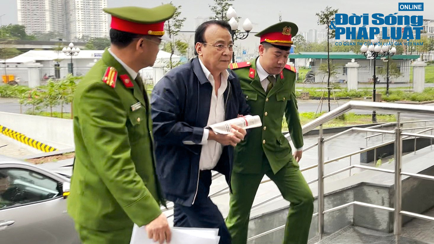 xet xu vu tan hoang minh vua dau tu tien hom truoc hom sau chu tich bi bat xet xu vu tan hoang minh vua dau tu tien hom truoc hom sau chu tich bi bat