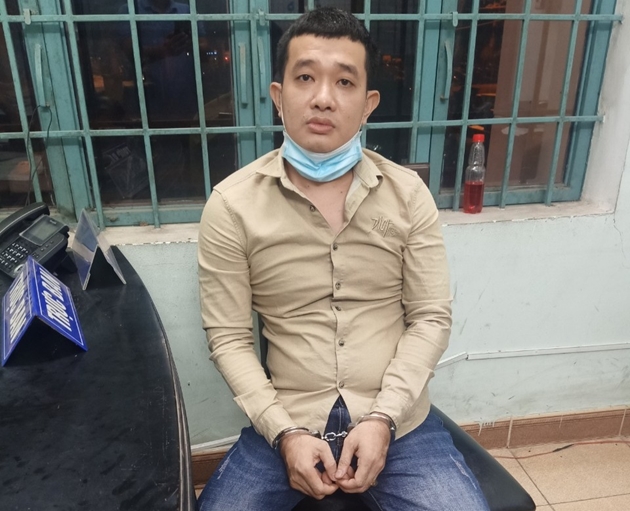 vo boc gan hoan hao cua vu nho khi tron truy na vo boc gan hoan hao cua vu nho khi tron truy na
