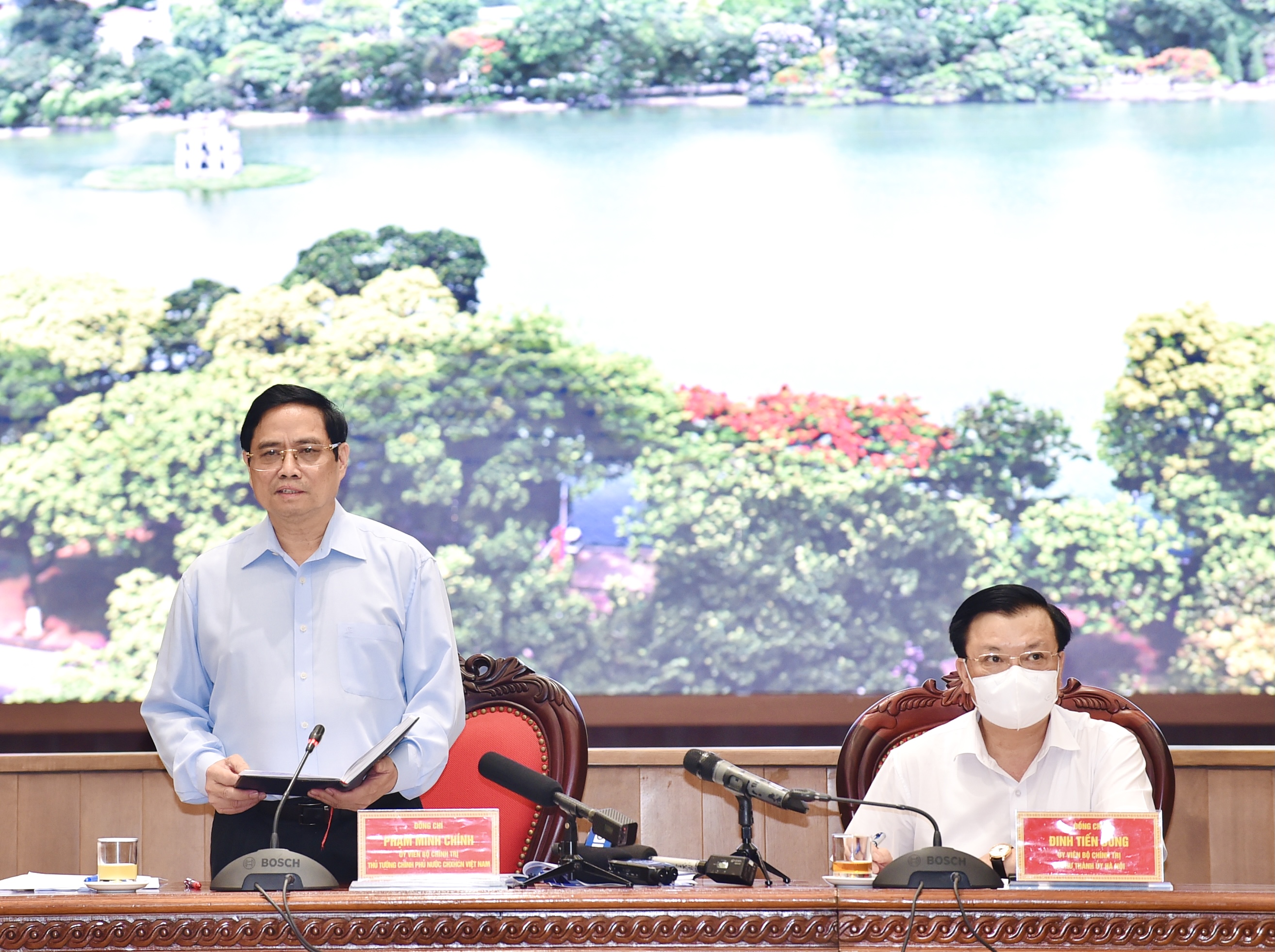 thu tuong pham minh chinh ha noi phai uu tien so 1 cho phong chong dich an toan hieu qua 2