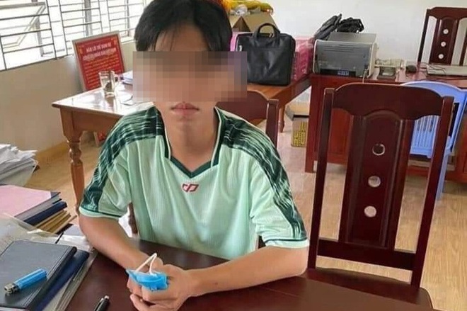 vu nam sinh 15 tuoi sat hai thay hieu truong pho giam doc cong an tinh quang nam len tieng