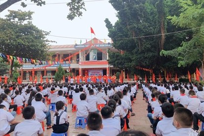 hoc sinh hai phong tuu truong nam hoc moi som nhat vao ngay 1 9