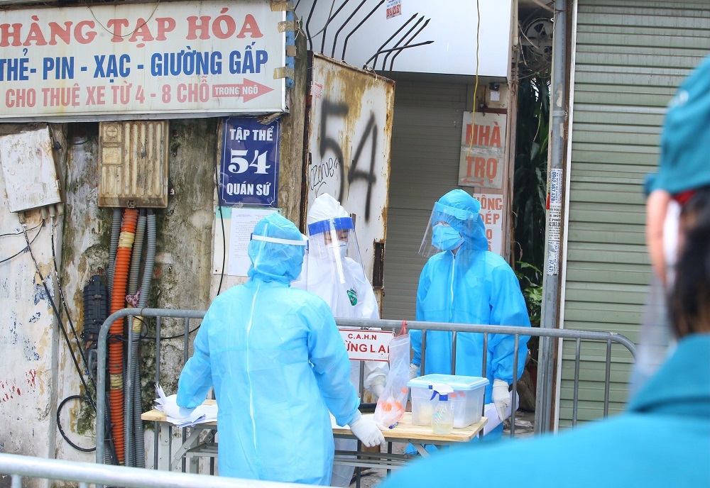 6 tieng dong ho ha noi ghi nhan 25 ca duong tinh sars cov 2