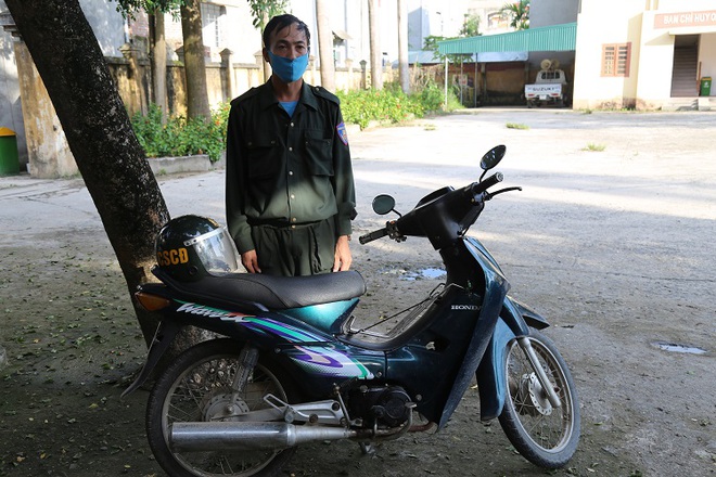 bao ve trang trai lon chi 1 7 trieu dong mua quan ao cscd de mac ra duong cho oai bao ve trang trai lon chi 1 7 trieu dong mua quan ao cscd de mac ra duong cho oai