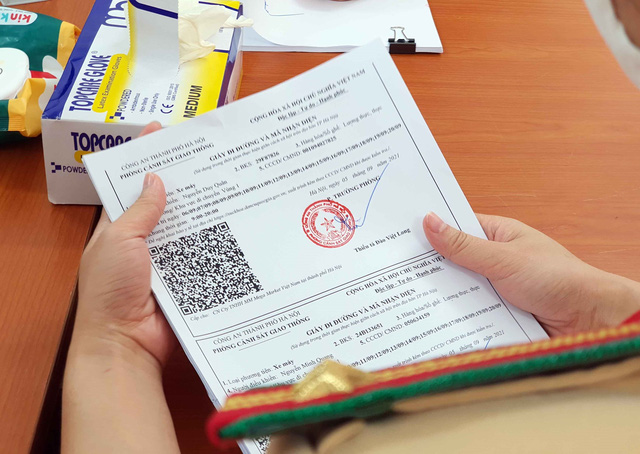 cong an ha noi lam viec 24 24 de phuc vu viec cap giay di duong cho nguoi dan 2 cong an ha noi lam viec 24 24 de phuc vu viec cap giay di duong cho nguoi dan 2