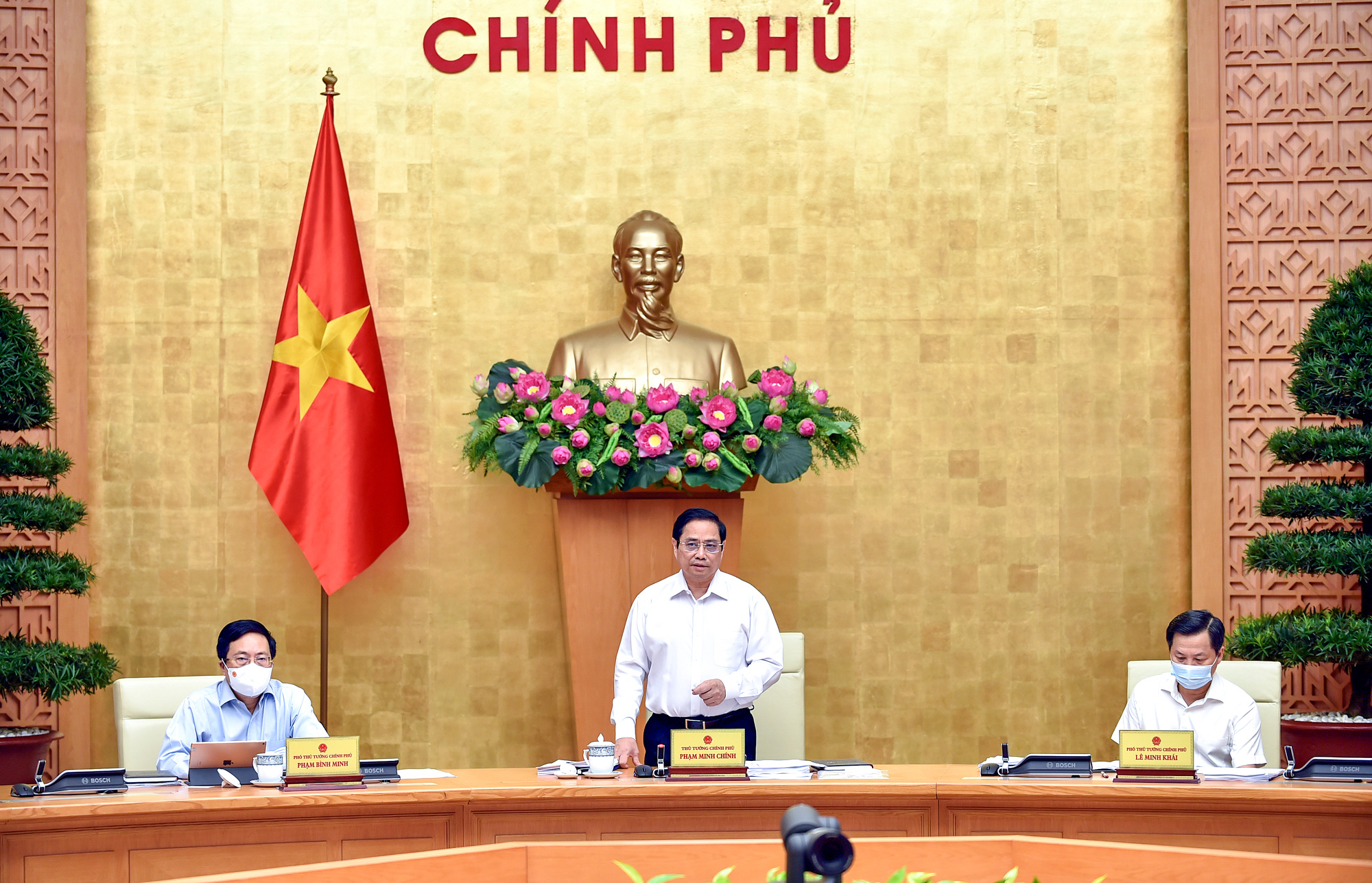 thu tuong pham minh chinh kiem soat tot dich benh la yeu to quyet dinh phuc hoi kinh te 2 thu tuong pham minh chinh kiem soat tot dich benh la yeu to quyet dinh phuc hoi kinh te 2