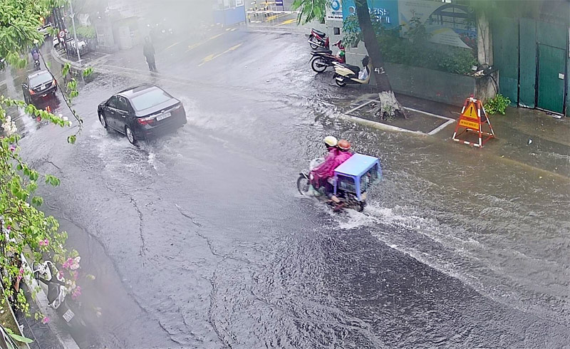 tin tuc du bao thoi tiet hom nay 27 9 2021 bac bo tiep tuc mua lon canh bao sat lo o nhieu noi