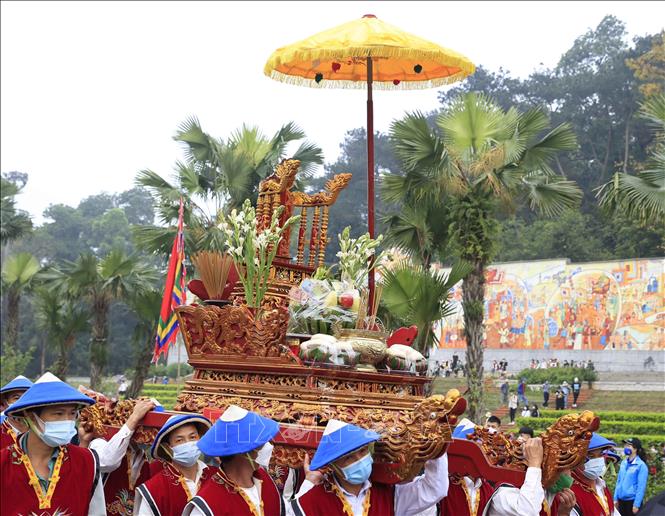 long trong to chuc le dang huong tuong niem cac vua hung 1 long trong to chuc le dang huong tuong niem cac vua hung 1