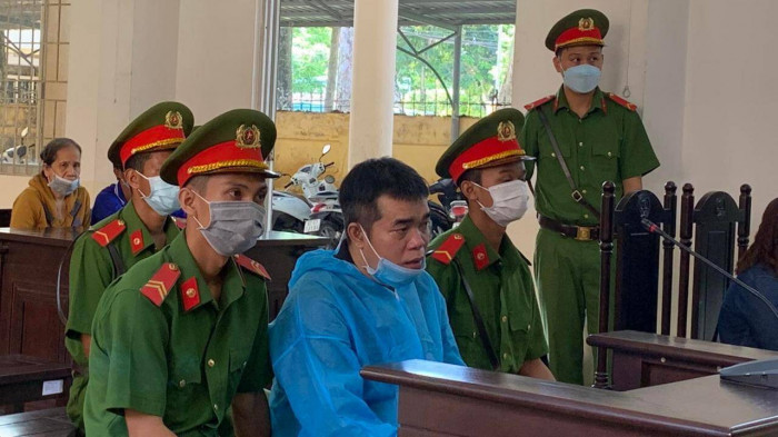 hung thu hiep dam giet be gai 12 tuoi tren nui ket nhan an tu hung thu hiep dam giet be gai 12 tuoi tren nui ket nhan an tu
