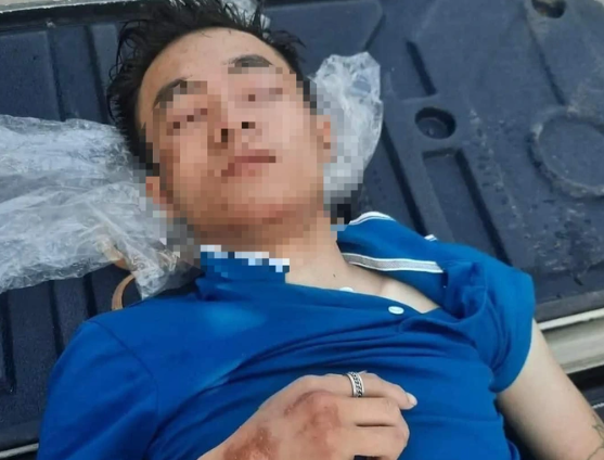 vu thanh nien cam diec nghi bi danh dap nao o nghia trang nguoi than noi gi vu thanh nien cam diec nghi bi danh dap nao o nghia trang nguoi than noi gi