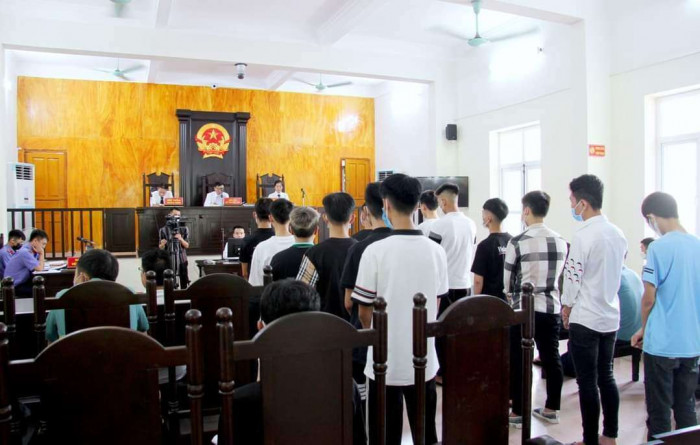 dua xe trai phep nhom hoc sinh o quang ninh linh an dua xe trai phep nhom hoc sinh o quang ninh linh an