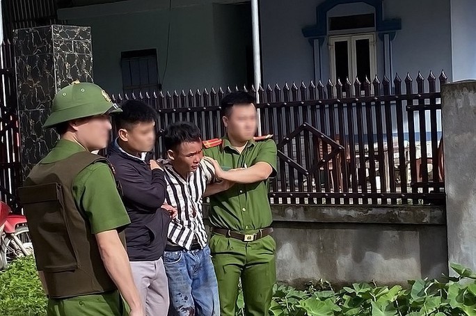 vu an mang kinh hoang o nghe an 3 nguoi thuong vong tiet lo soc ve nghi pham