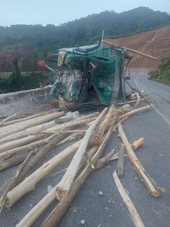 hien truong vu tai nan kinh hoang 4 nguoi chet o thua thien hue 1