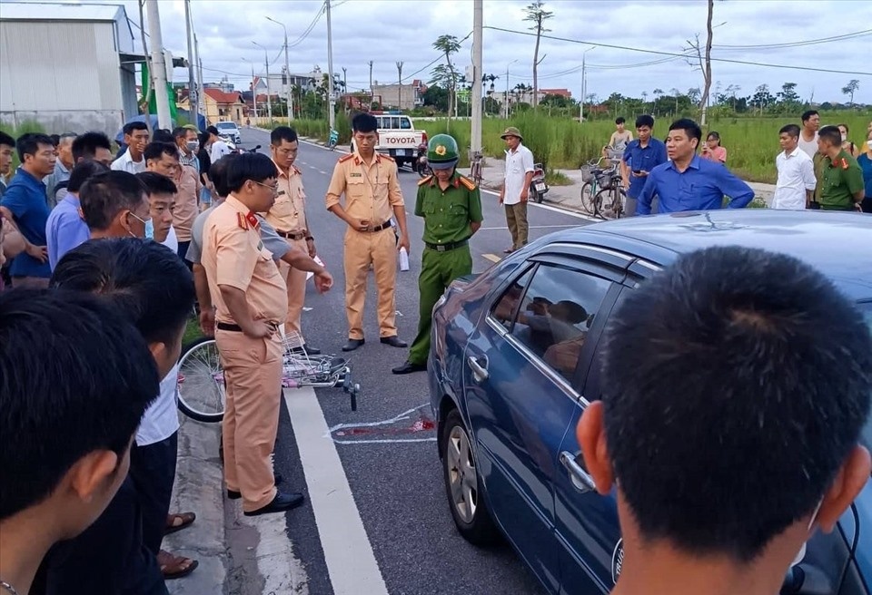 vu thay day lai di uong nuoc hoc vien gay tai nan khien chau be tu vong ong noi nan nhan noi gi 