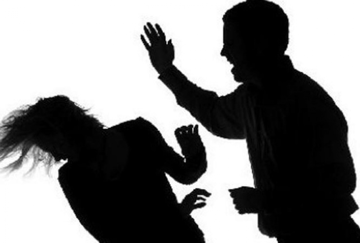 vu nguoi phu nu chet bat thuong nghi bi chong bao hanh cong an kham nghiem tu thi vu nguoi phu nu chet bat thuong nghi bi chong bao hanh cong an kham nghiem tu thi