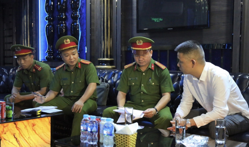 ha noi gan bien beu ten quan karaoke vi pham an toan pccc 0 ha noi gan bien beu ten quan karaoke vi pham an toan pccc 0