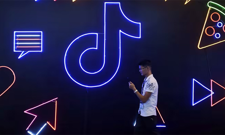 tin tuc cong nghe moi nong nhat hom nay 30 9 2022 tiktok phai go 113 trieu video rac doc hai