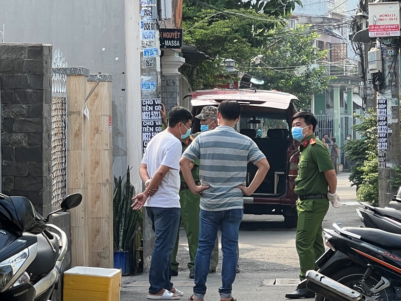 vu thanh nien treo co chet trong phong tro ban gai vua bo ve que vu thanh nien treo co chet trong phong tro ban gai vua bo ve que