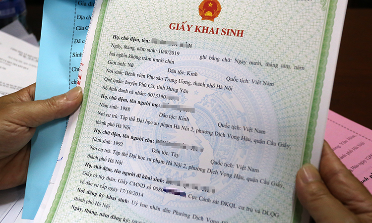 khai sinh cho con ma chua lam thu tuc nhap ho khau cho con ngay co bi phat tien khong 
