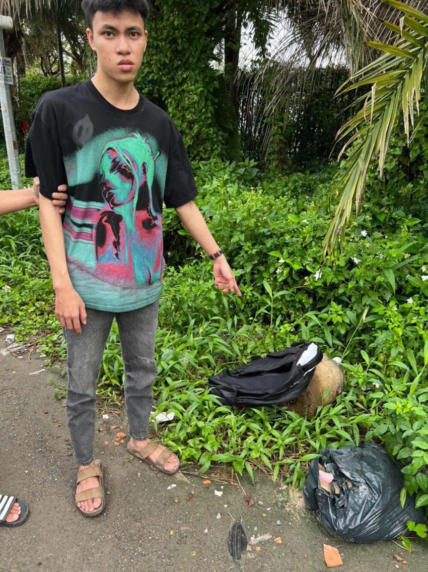 bat nguoi nhen dot nhap trom 36 iphone tri gia 800 trieu dong o tp hcm bat nguoi nhen dot nhap trom 36 iphone tri gia 800 trieu dong o tp hcm