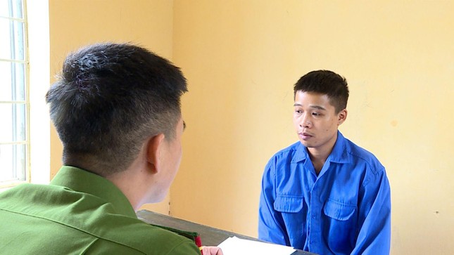 lo dien nghi pham dam lien tiep ba chu tiem tap hoa cuop tai san