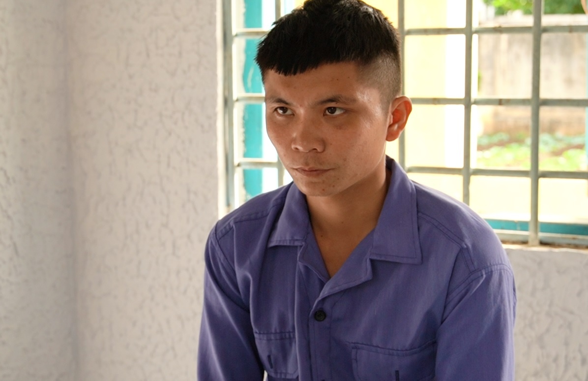 thanh nien 20 tuoi dam chet cha ruot vi ly do khong ngo