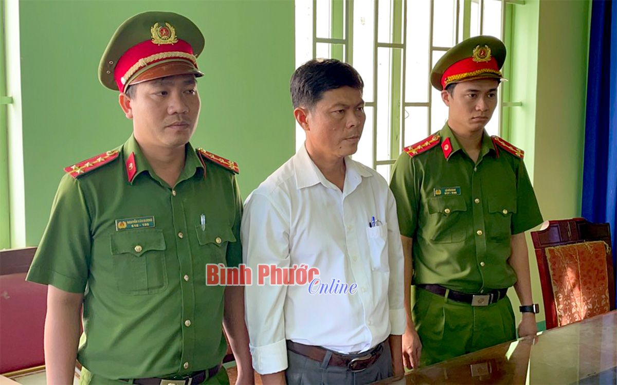2 nguyen chanh van phong hdnd o binh phuoc bi bat giam