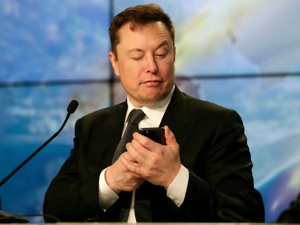 tin tuc cong nghe moi nong nhat hom nay 27 11 2022 elon musk muon tao ra smartphone rieng thay the iphone