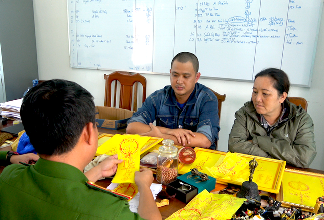 lam phep giai bua ngai nguoi phu nu mat 2 5 ty dong lam phep giai bua ngai nguoi phu nu mat 2 5 ty dong