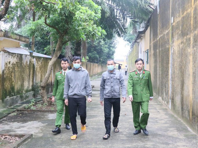 bat ong trum co tai khoan super master dieu hanh duong day ca do bong da gan 2 000 ty dong
