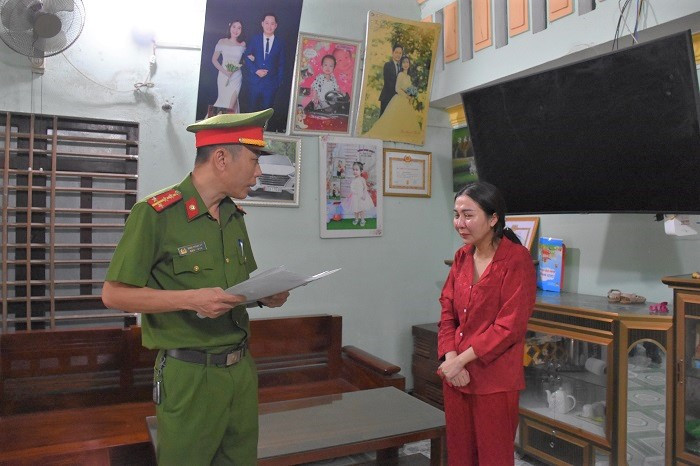 he lo thu doan lua hon 100 ty dong cua thi thi thu ai he lo thu doan lua hon 100 ty dong cua thi thi thu ai