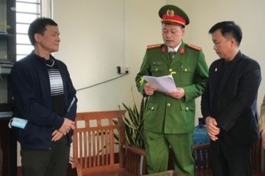 bat giam giam doc cong ty dang kiem thai nam o bac giang vi toi nhan hoi lo