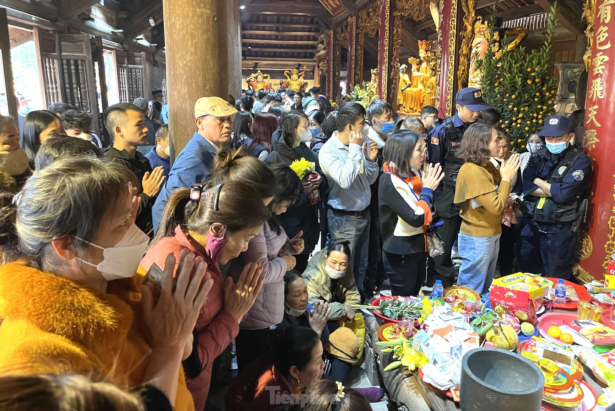 hang nghin nguoi ve bac ninh tray hoi chua phat tich dau xuan quy mao 9 3 hang nghin nguoi ve bac ninh tray hoi chua phat tich dau xuan quy mao 9 3