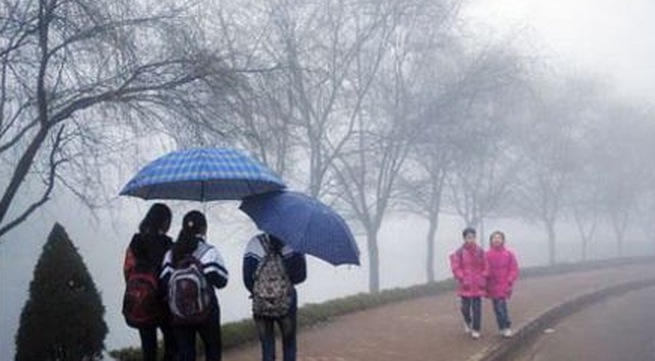 dem nay mien bac chuyen mua phun troi nom am