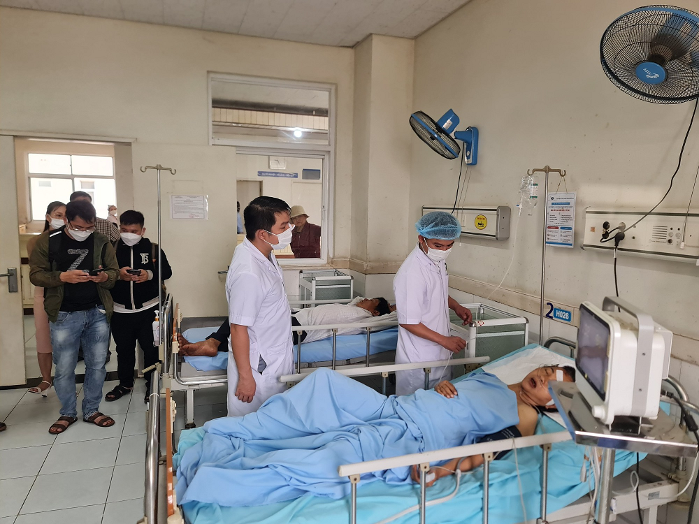 vu tai nan 8 nguoi chet o quang nam nan nhan thoat chet ke lai giay phut kinh hoang vu tai nan 8 nguoi chet o quang nam nan nhan thoat chet ke lai giay phut kinh hoang