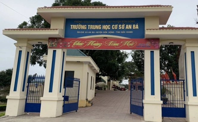 vu nu sinh lop 7 sinh con trong nha tam o bac giang them thong tin bat ngo