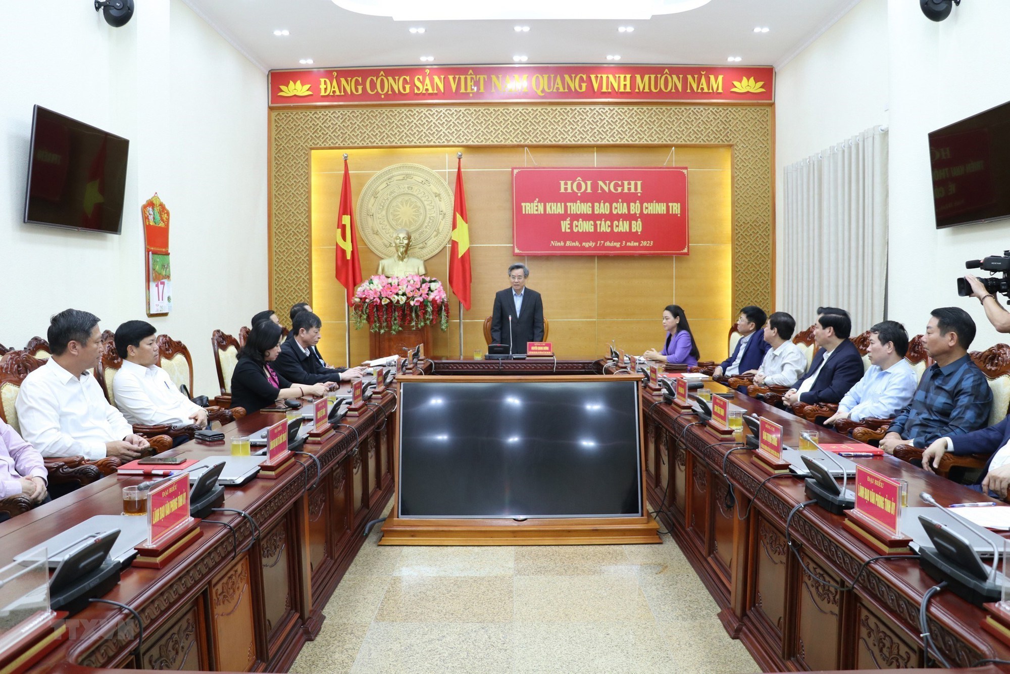 bo chinh tri ban bi thu chu tich nuoc thu tuong chinh phu dieu dong chi dinh bo nhiem nhan su moi 2 bo chinh tri ban bi thu chu tich nuoc thu tuong chinh phu dieu dong chi dinh bo nhiem nhan su moi 2