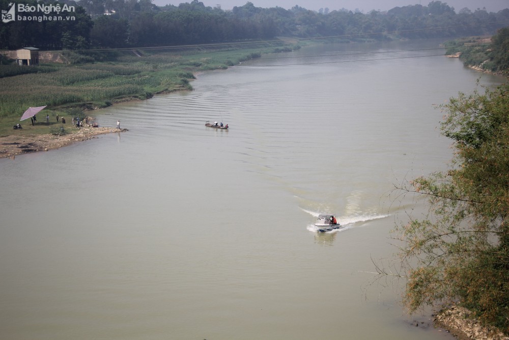 thi the co gai tre nhay cau roi tu tu duoc tim thay o dau thi the co gai tre nhay cau roi tu tu duoc tim thay o dau