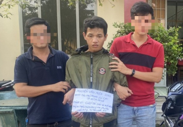 chan dung yeu rau xanh xong vao phong tro cuop tai san hiep dam co gai tre chan dung yeu rau xanh xong vao phong tro cuop tai san hiep dam co gai tre