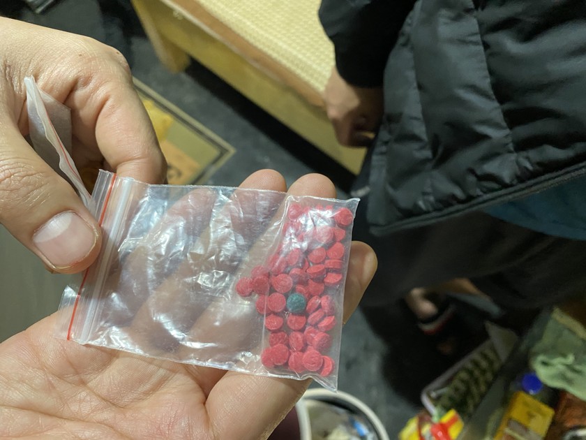 chan dung nu quai 8x xay dung boongke kien co de ban le heroin va hong phien 2