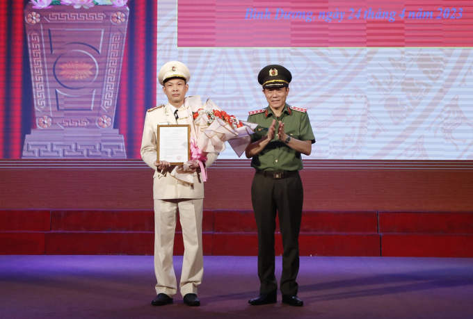 chan dung tan giam doc cong an tinh binh duong chan dung tan giam doc cong an tinh binh duong