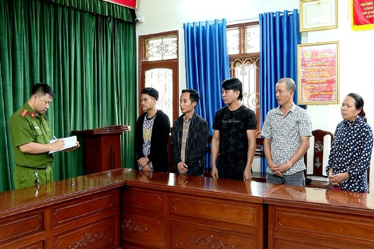 lo dien nguoi cam dau duong day danh bac cho vay nang lai tai ninh binh lo dien nguoi cam dau duong day danh bac cho vay nang lai tai ninh binh