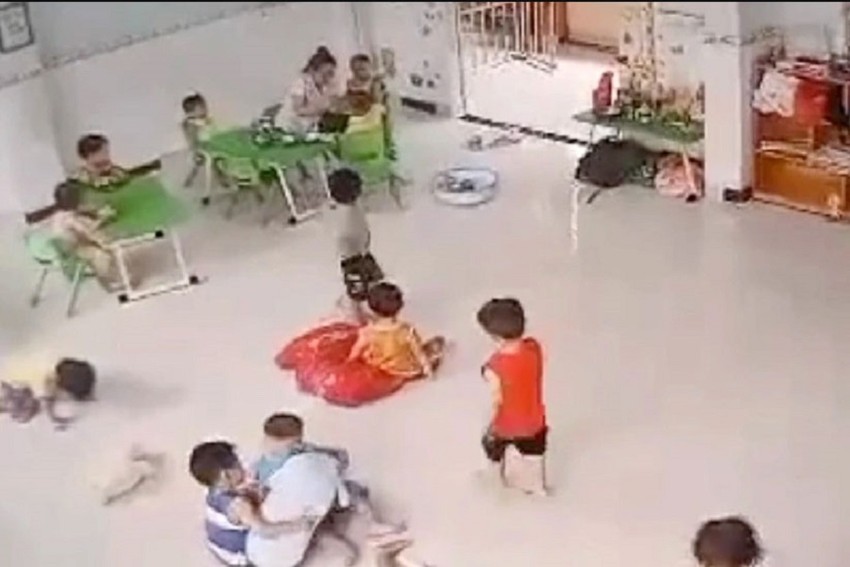 vu be trai bi co giao mam non tat 31 cai tam su nhoi long cua nguoi me 2 vu be trai bi co giao mam non tat 31 cai tam su nhoi long cua nguoi me 2