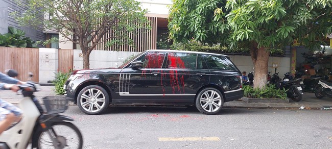 vu xe range rover bi tat son do o da nang nhan chung noi gi 2 vu xe range rover bi tat son do o da nang nhan chung noi gi 2