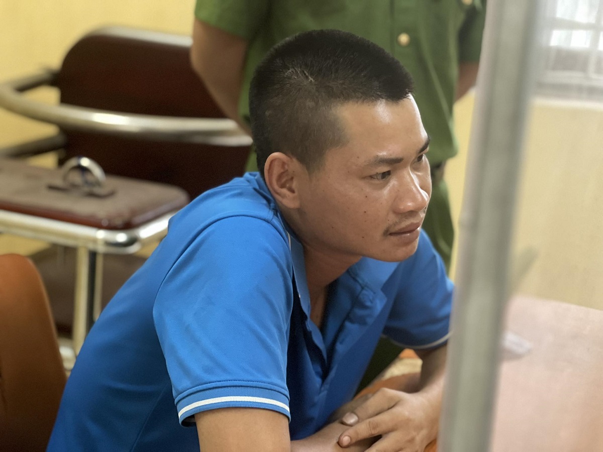 ke sat hai tai xe xe om o ha noi toi muon duoc di tu ke sat hai tai xe xe om o ha noi toi muon duoc di tu