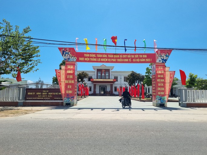 mot chu tich xa o quang nam bi khoi to de dieu tra ve hanh vi gia mao trong cong tac mot chu tich xa o quang nam bi khoi to de dieu tra ve hanh vi gia mao trong cong tac
