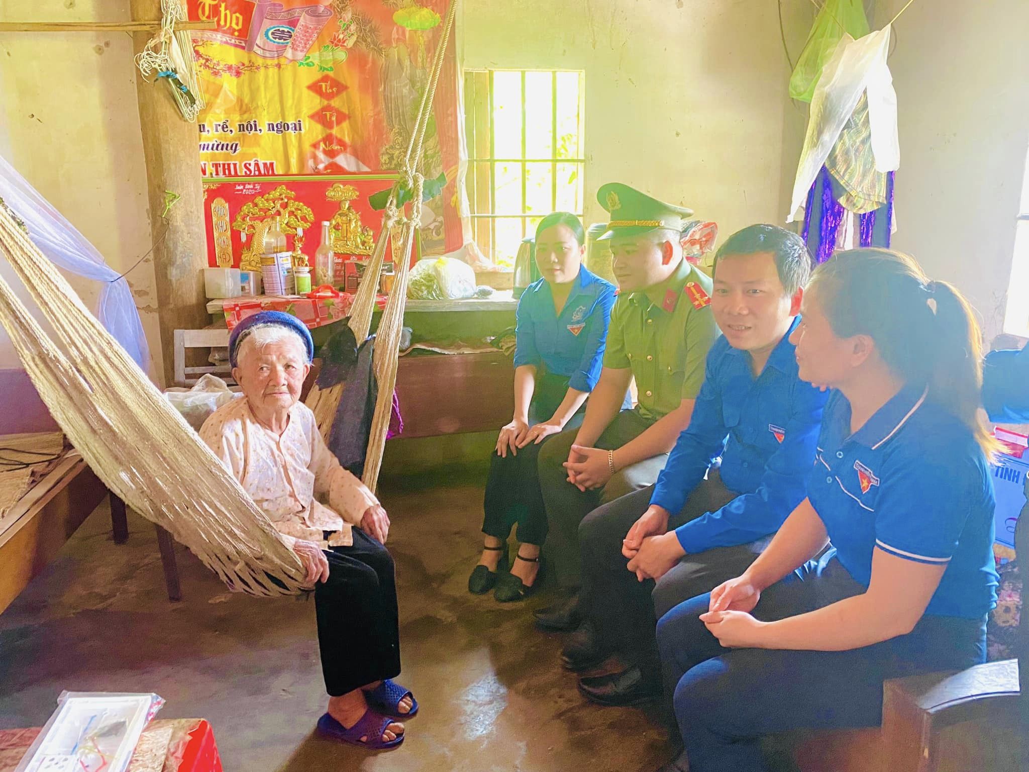 tri an nhung nguoi vo nguoi me anh hung 1