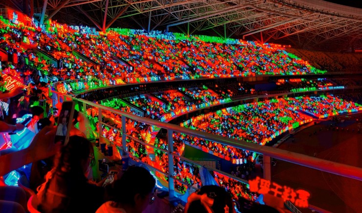 ve concert nhom nhac nam duoc rao ban gia hon 6 ty dong fan nu mac vay cuoi den xem than tuong 4 ve concert nhom nhac nam duoc rao ban gia hon 6 ty dong fan nu mac vay cuoi den xem than tuong 4